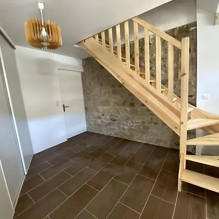 Апартаменты Chaleureux T3 Avec Terrasse/ Proche Valence